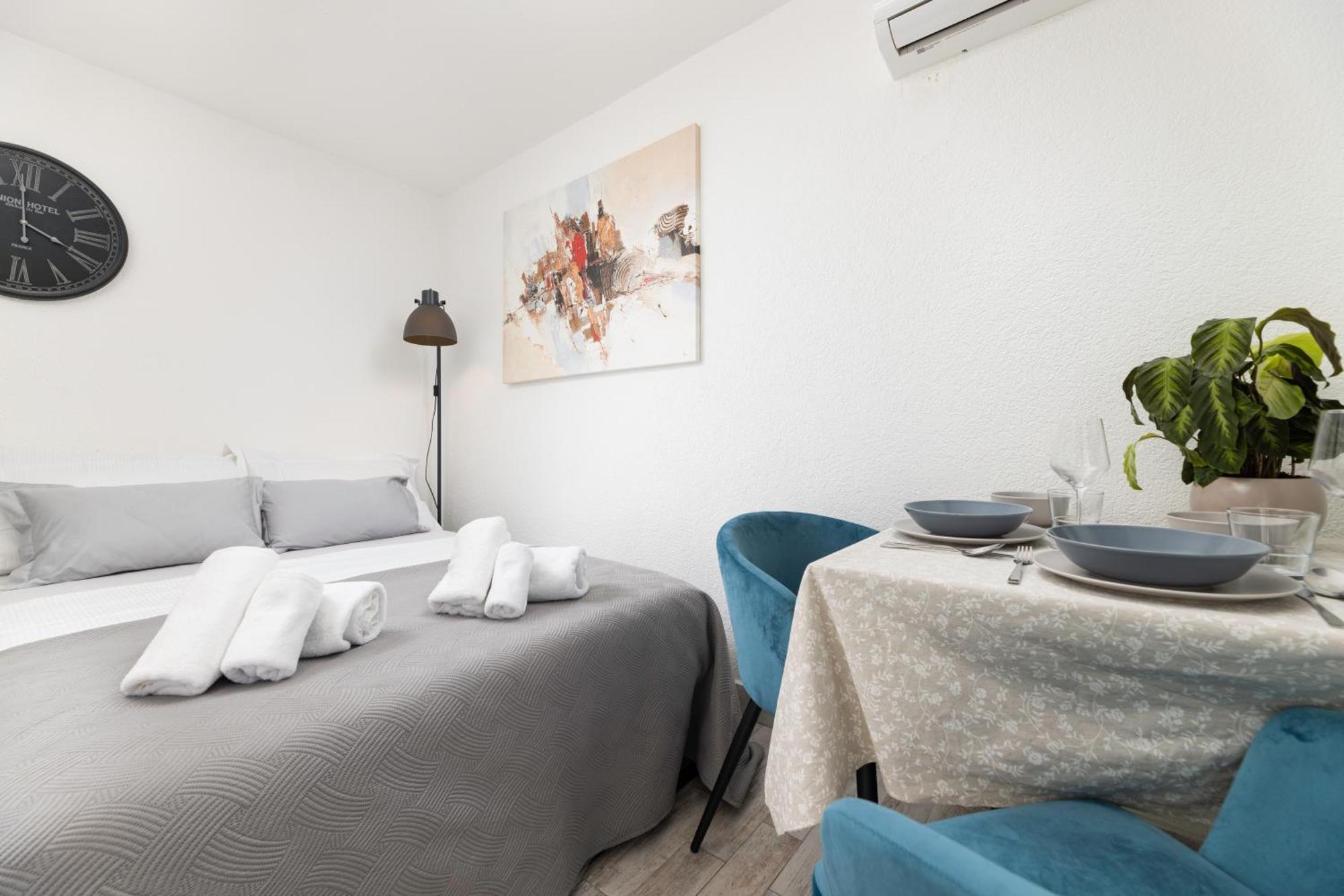Apartments Lacrima シロ エクステリア 写真