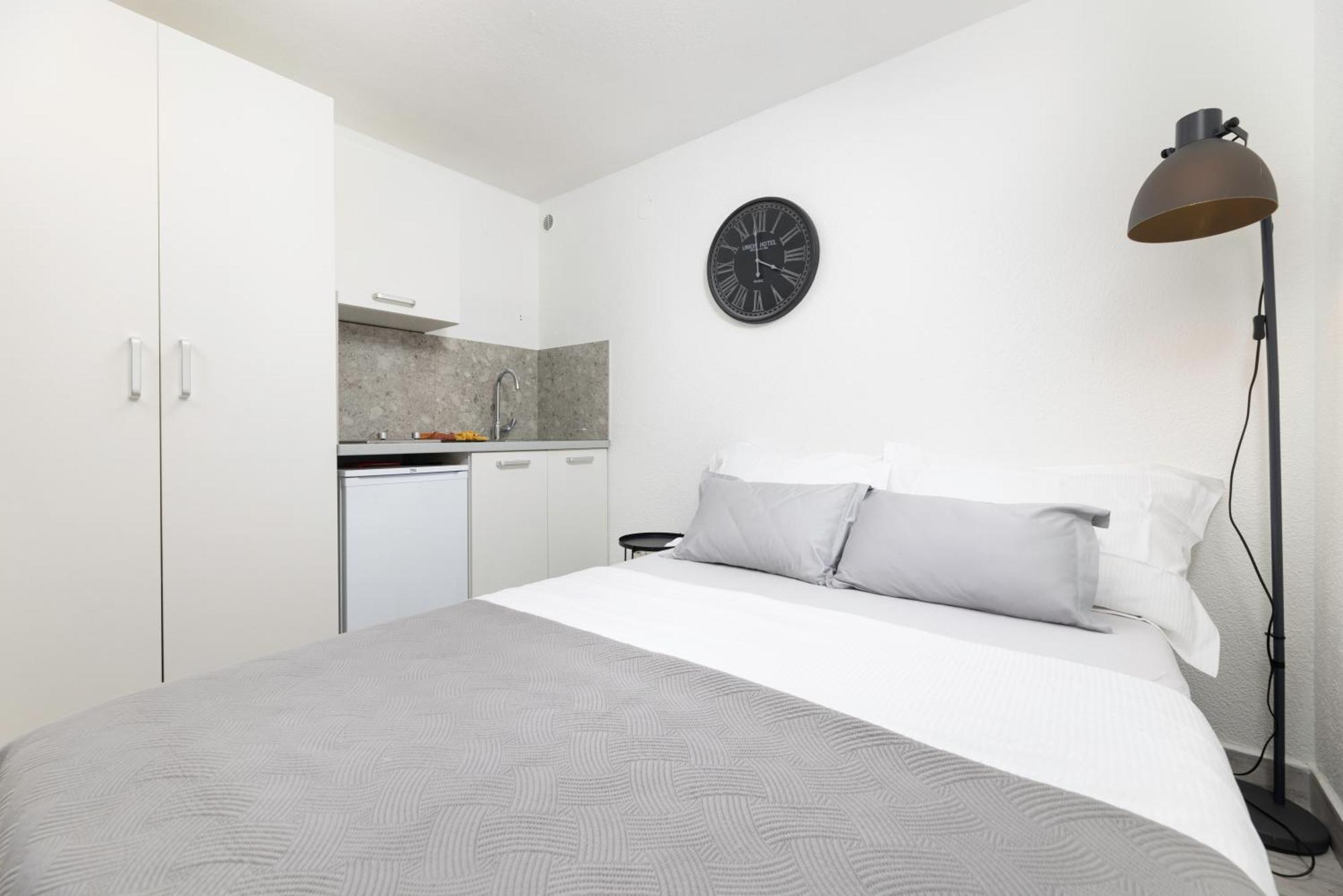 Apartments Lacrima シロ エクステリア 写真